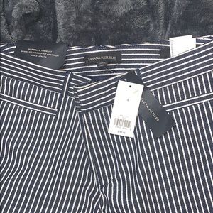 Banana Republic (size 4) "SLOAN " stripe